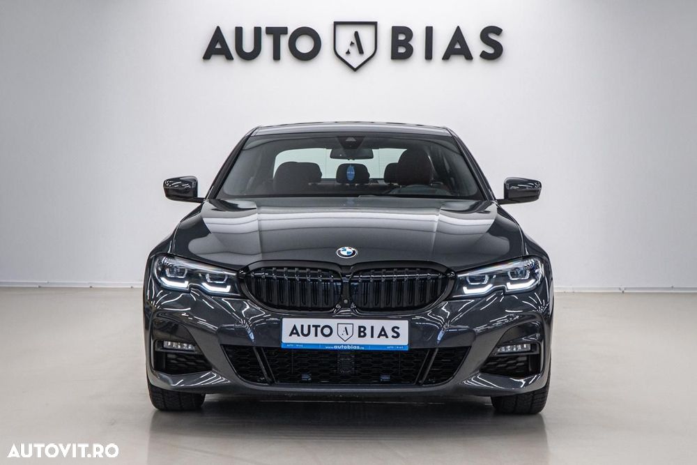 BMW Seria 3 330e Aut. M Sport - 23