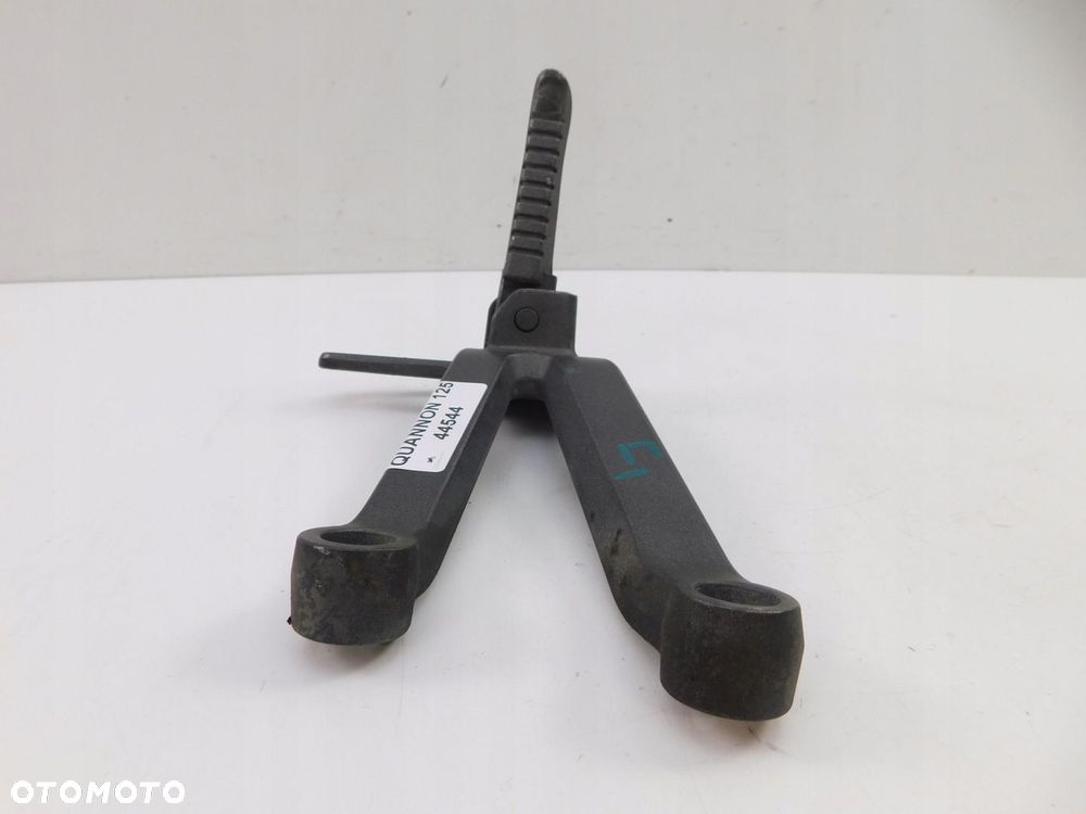KYMCO QUANNON 125 SET PODNÓŻEK PASAŻERA LEWY - 5