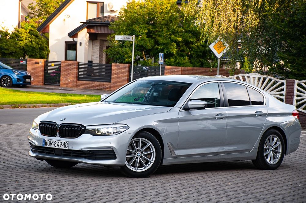 BMW Seria 5 520d Luxury Line - 7