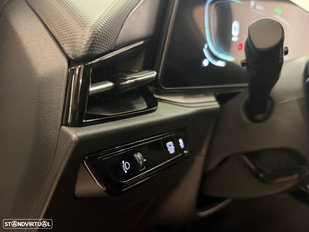 Kia Niro 1.6 GDi HEV Tech - 28