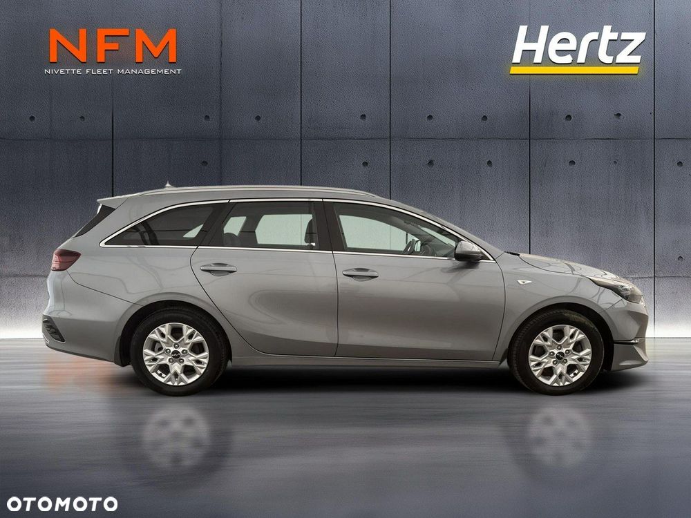 Kia Ceed - 8