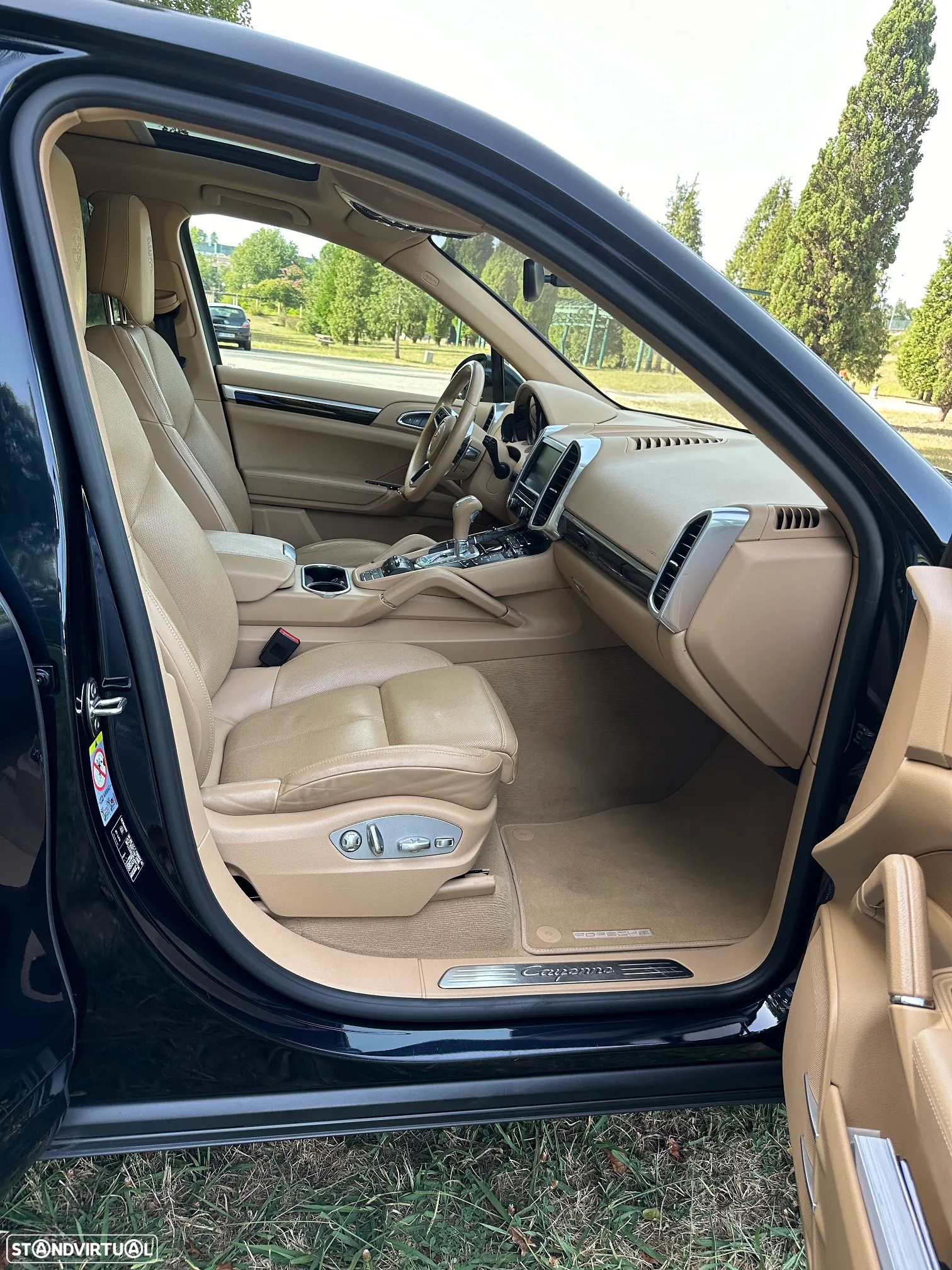 Porsche Cayenne Standard - 5