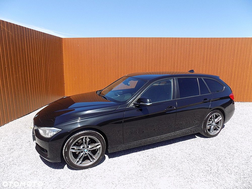 BMW Seria 3 320d Modern Line - 28