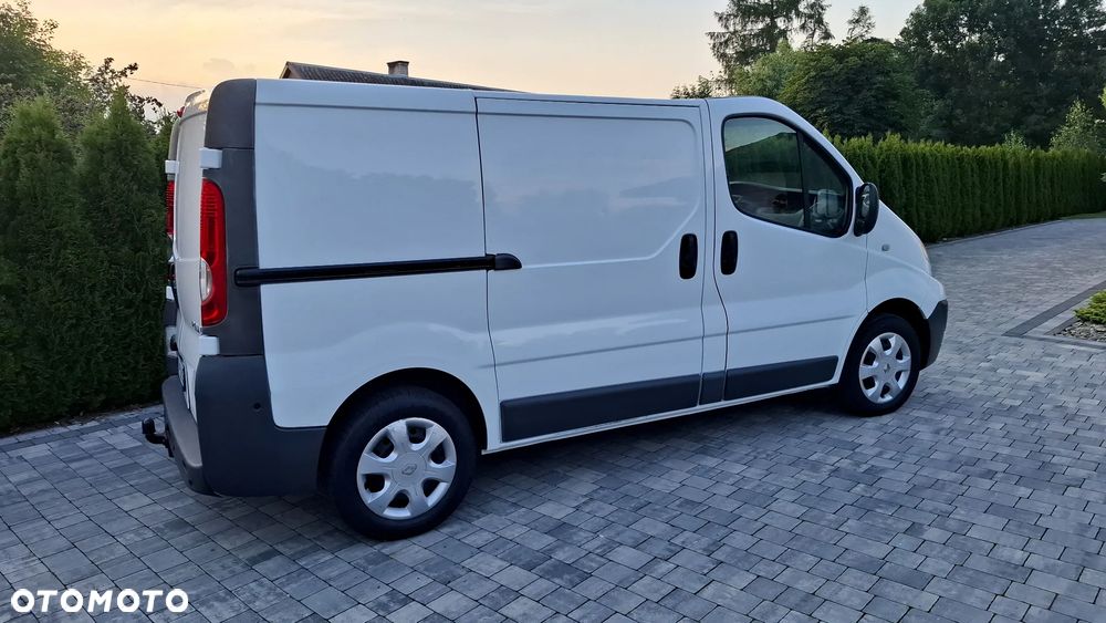 Renault Trafic - 8