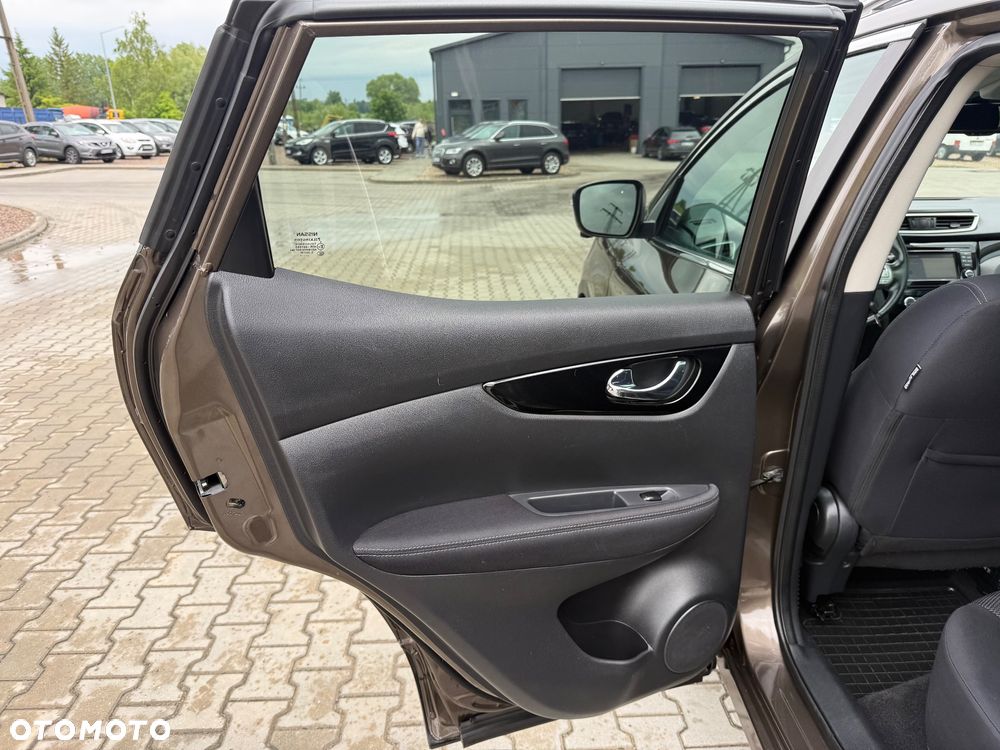 Nissan Qashqai 1.6 dCi Xtronic TEKNA+ - 15