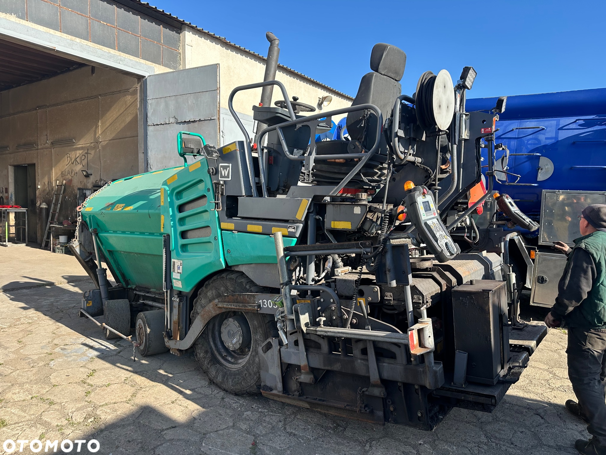 Vogele SUPER 1303-3i Roscielacz asfaltu układarka masy bitumicznej - 13