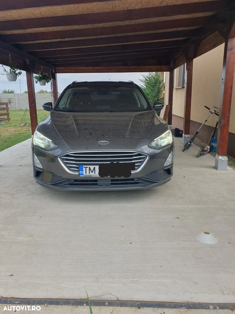 Ford Focus - 1