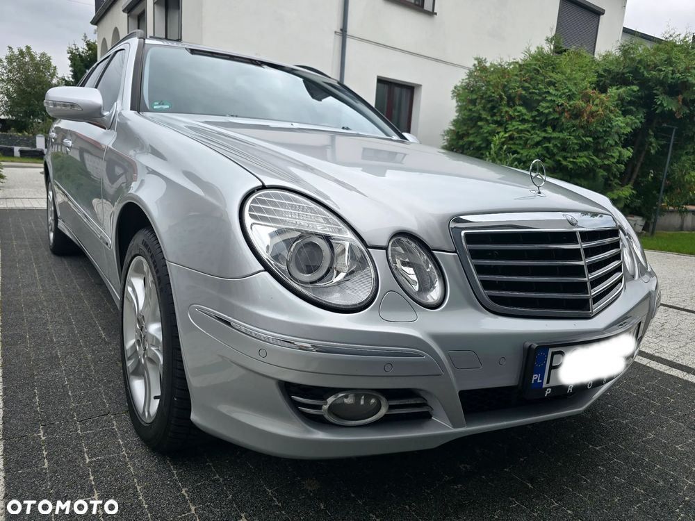 Mercedes-Benz Klasa E 320 CDI 4-Matic Avantgarde - 38