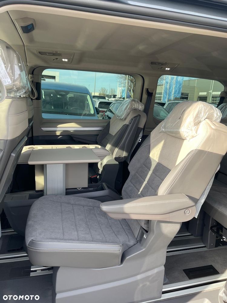 Volkswagen Multivan 2.0 TDI L2 Life DSG - 15