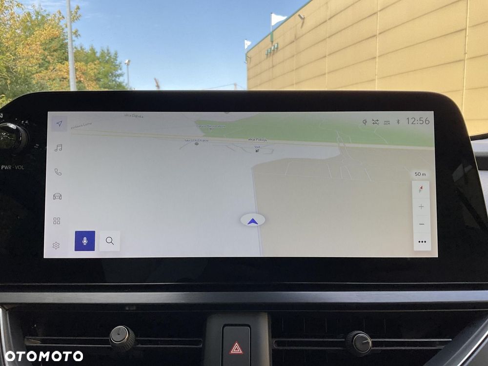 Lexus UX 300h Omotenashi AWD - 25