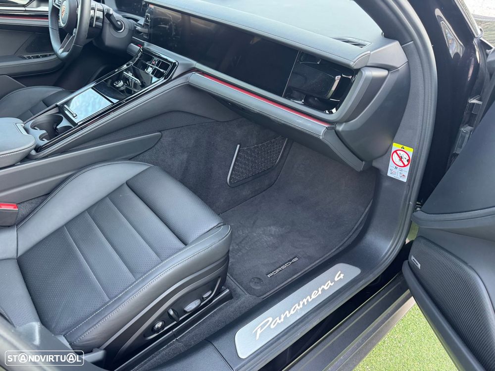 Porsche Panamera 4 E-Hybrid - 45