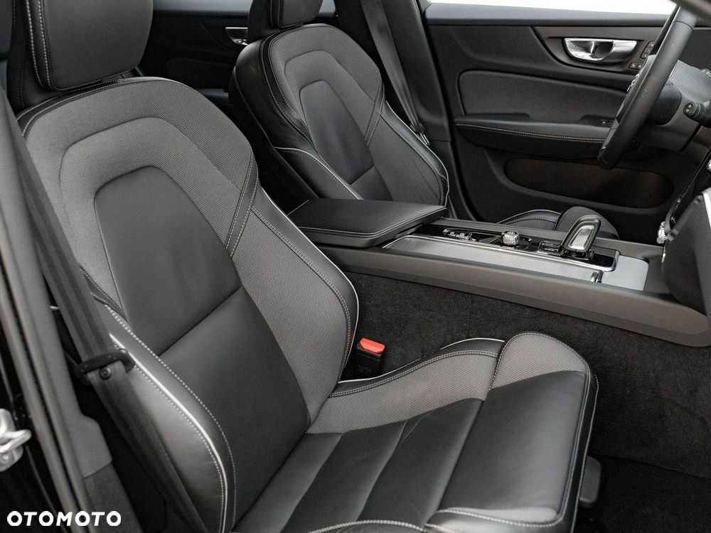 Volvo V60 - 32