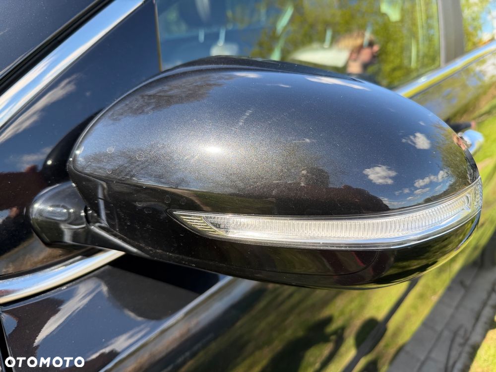 Kia Sportage 2.0 CRDI 4WD Automatik Spirit - 33