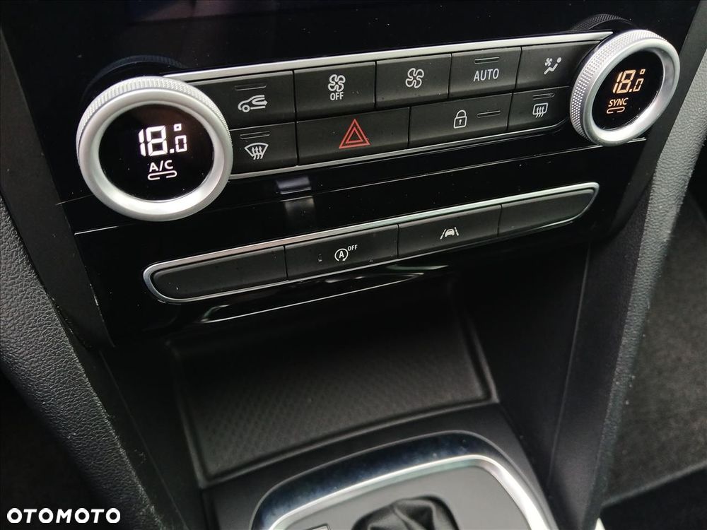 Renault Megane 1.3 TCe FAP Techno EDC - 16