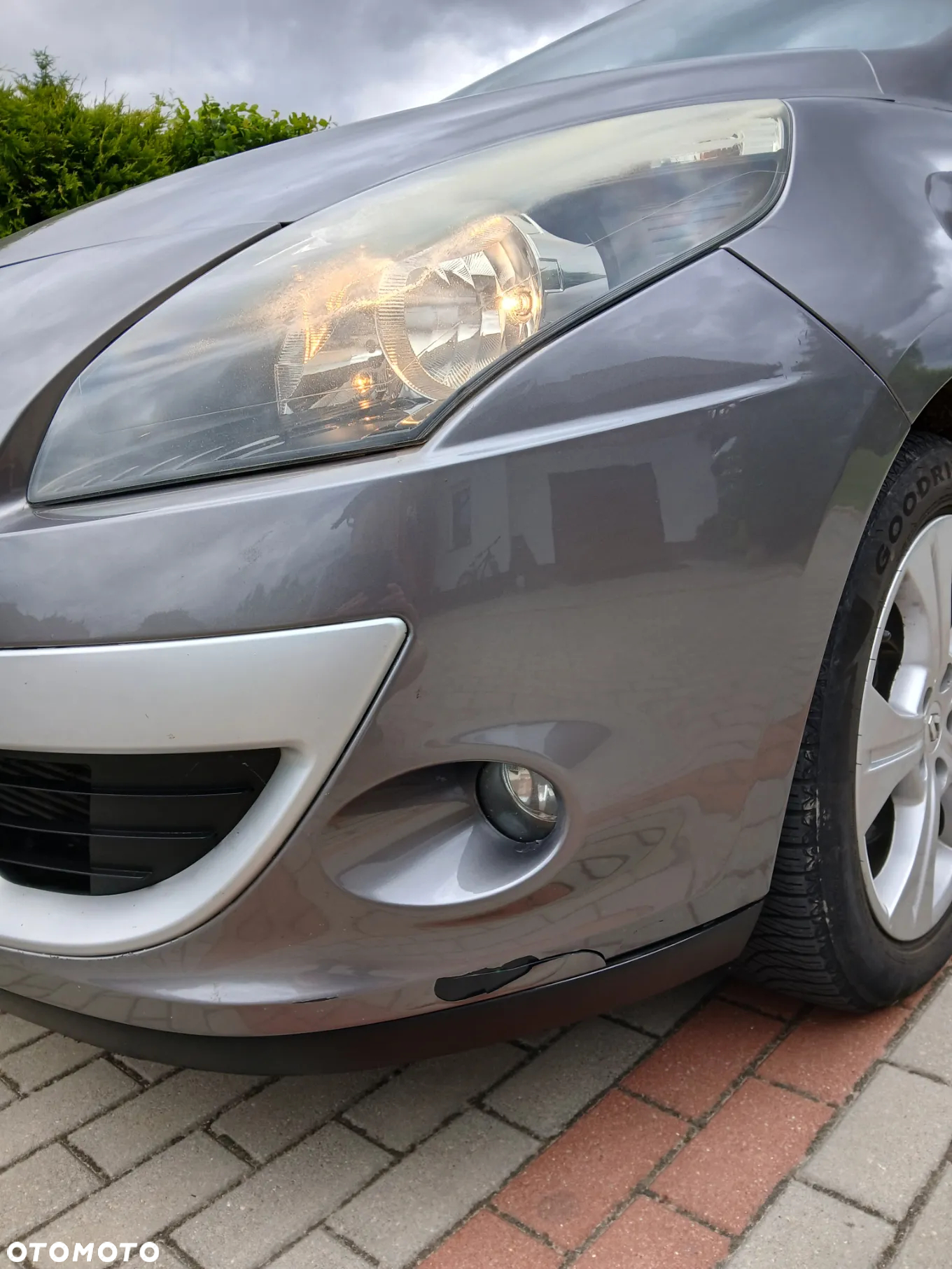 Renault Scenic 1.9 dCi Alize - 17