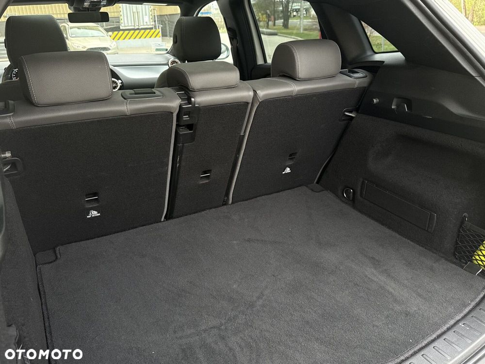 Mercedes-Benz EQA 250 66.5kWh Electric Art - 12