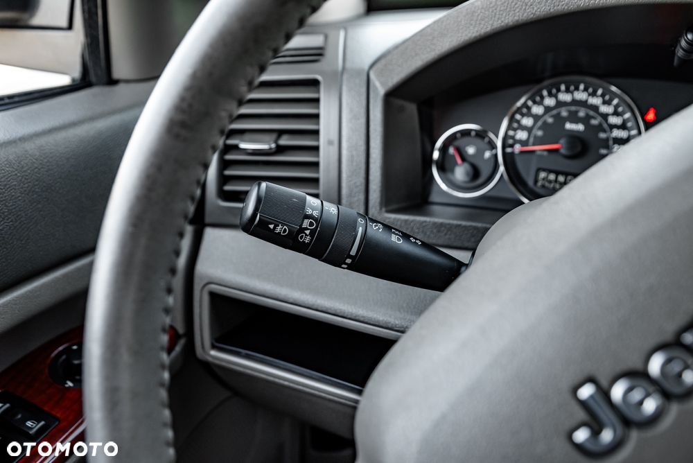 Jeep Grand Cherokee 3.0 CRD Limited - 33