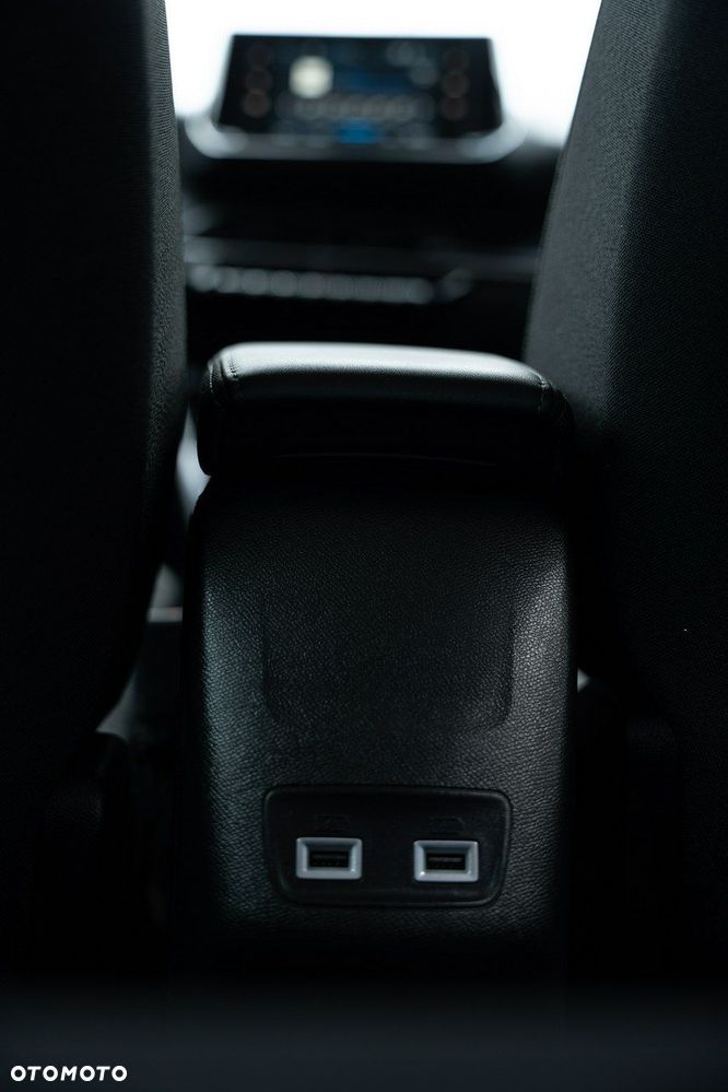 Peugeot 2008 - 30