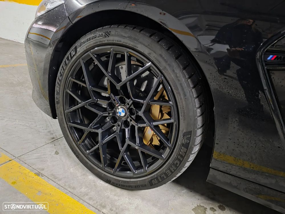 BMW M8 Standard - 2
