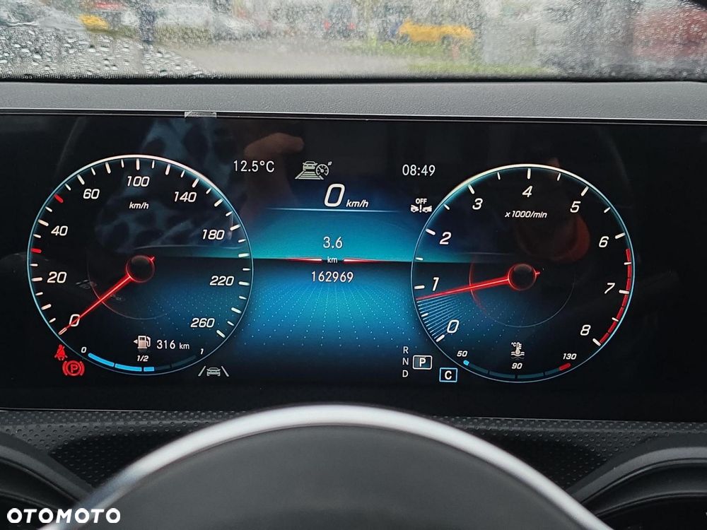 Mercedes-Benz CLA - 19