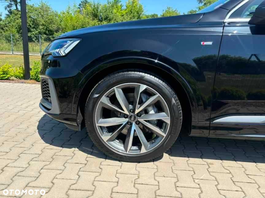 Audi Q7 - 3