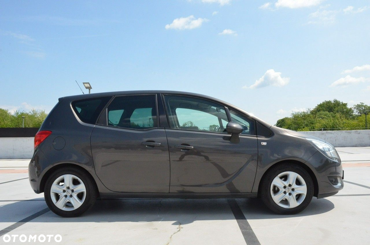 Opel Meriva - 9