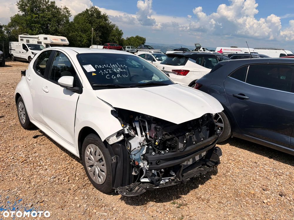 Toyota Yaris - 1