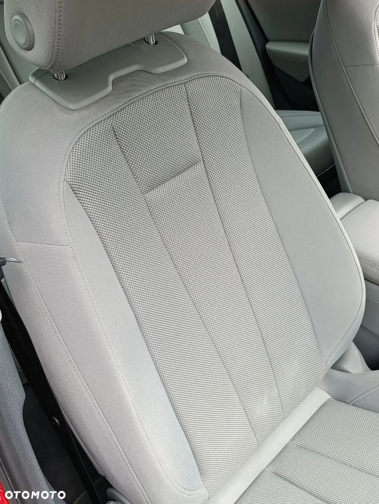 Audi A4 Avant 35 TDI mHEV Advanced S tronic - 17