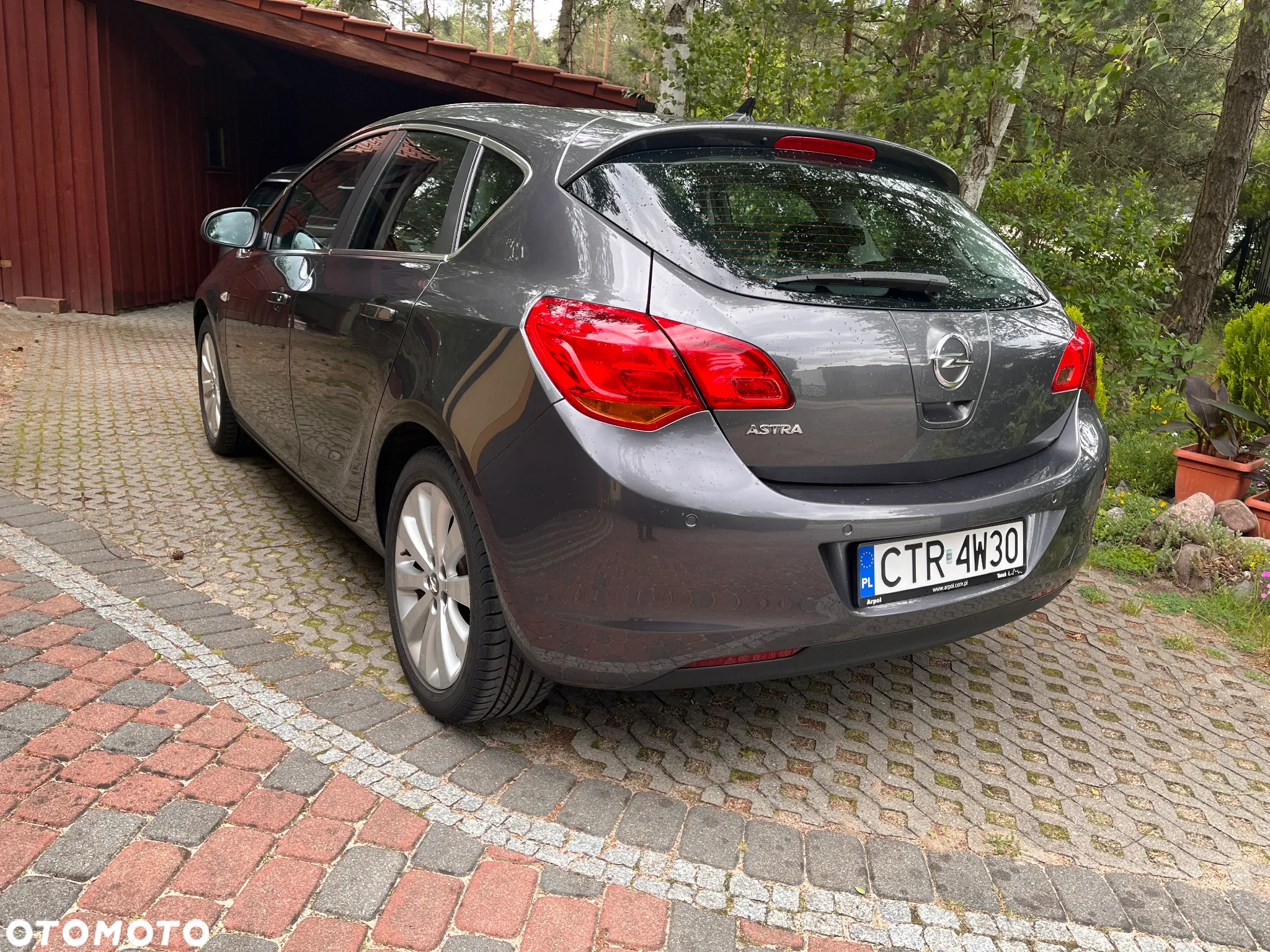 Opel Astra IV 1.6 Cosmo - 2