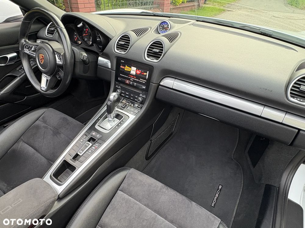 Porsche 718 Boxster PDK - 25