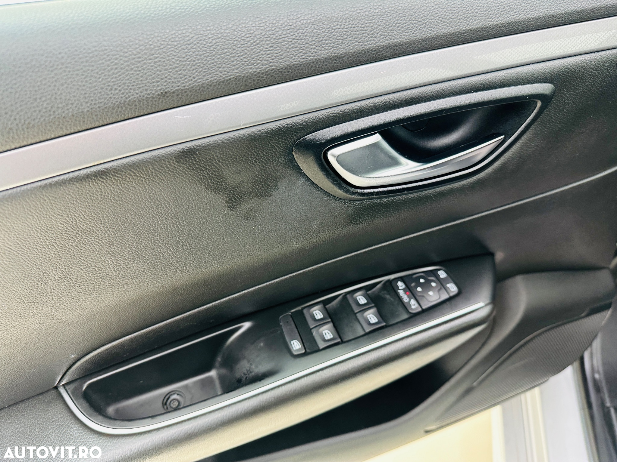 Renault Talisman Grandtour ENERGY dCi 110 LIFE - 24