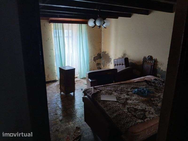 Casa para restauro - Grande imagem: 5/12