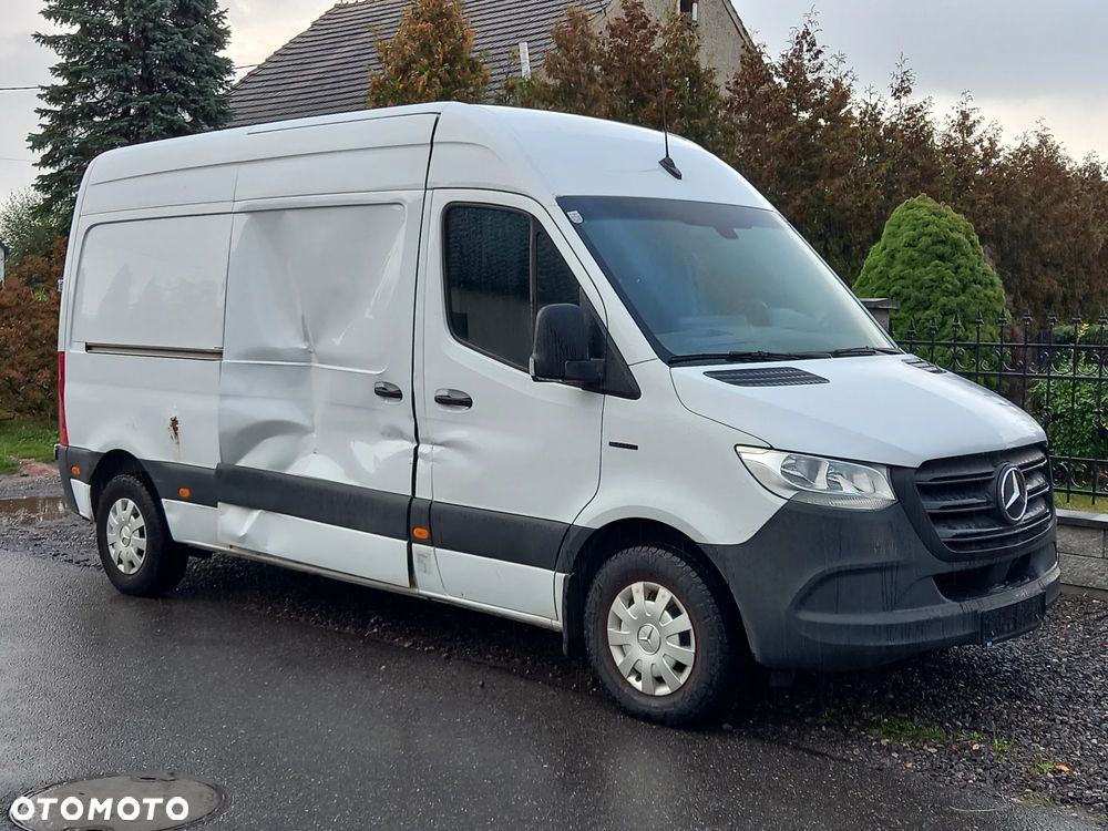 Mercedes-Benz Sprinter - 3