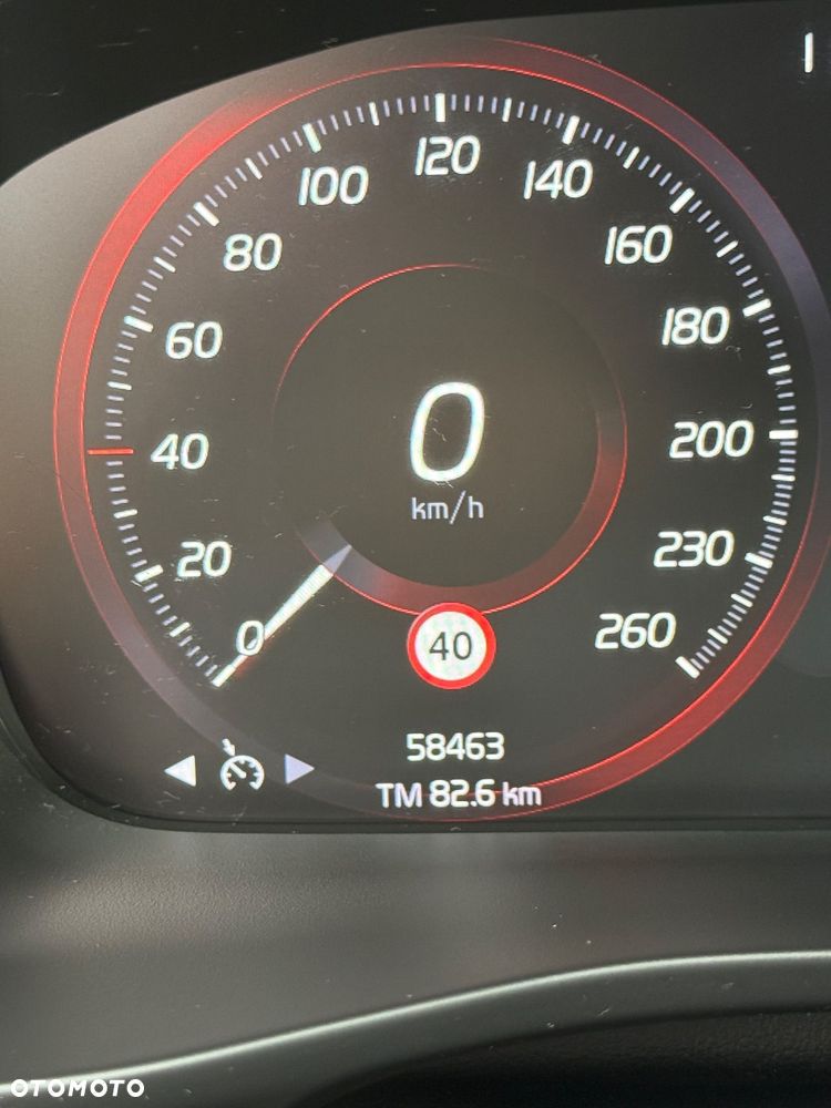 Volvo XC 40 T3 Momentum - 22