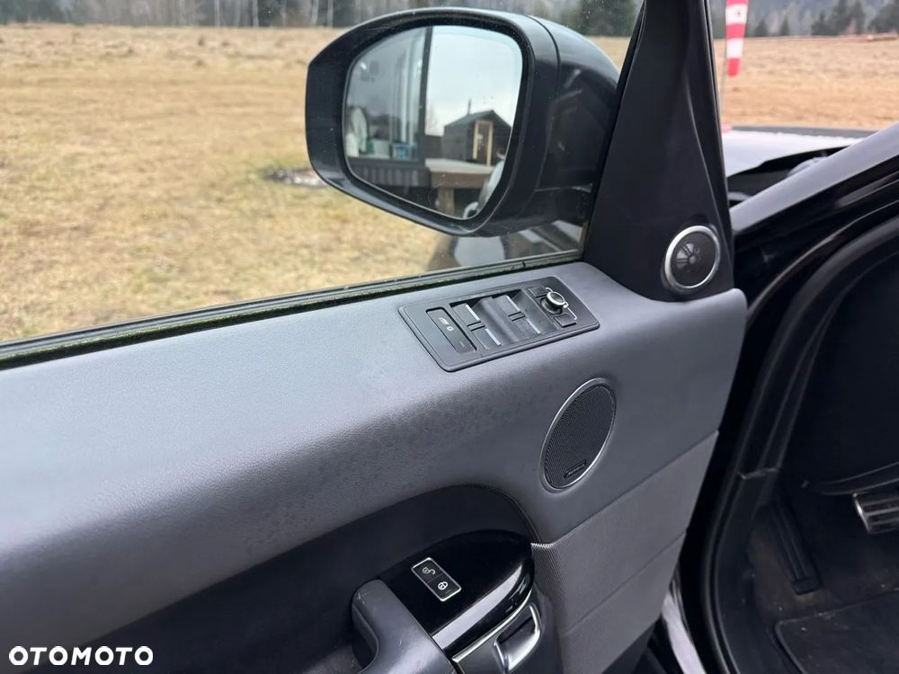 Land Rover Range Rover Sport D300 (SDV6) HSE - 34