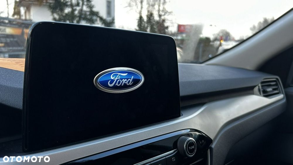 Ford Kuga - 14