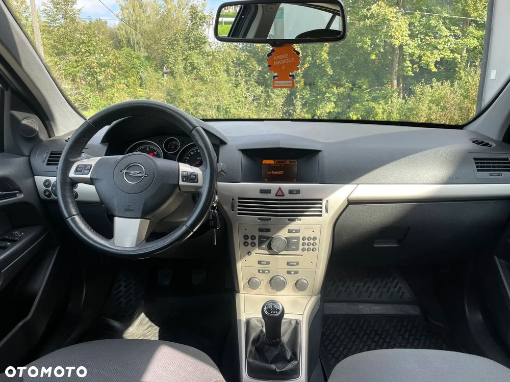 Opel Astra III 1.9 CDTI - 25