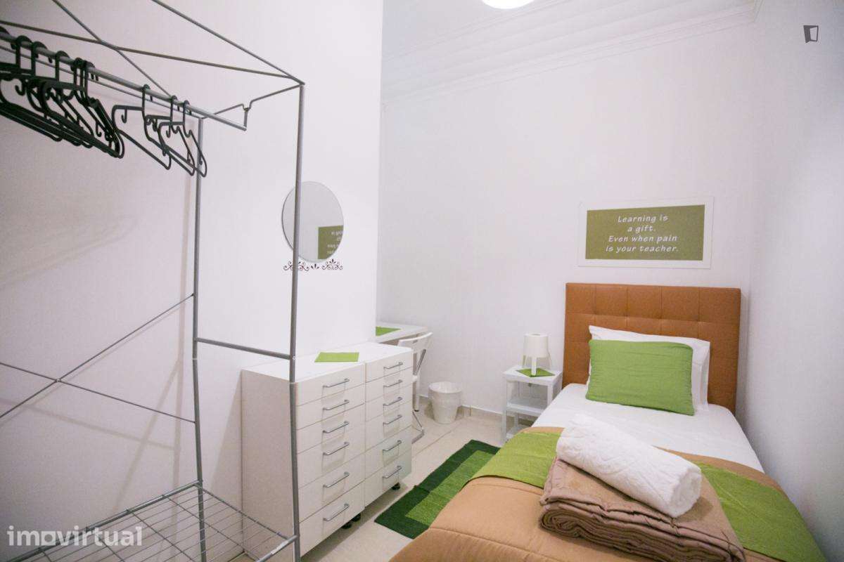 Quarto - localizado em Saldanha Lisbon - Grande imagem: 2/29
