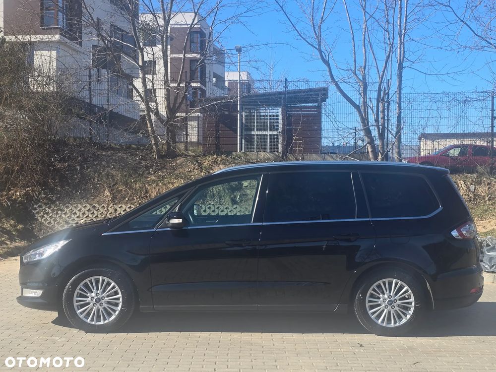 Ford Galaxy - 10