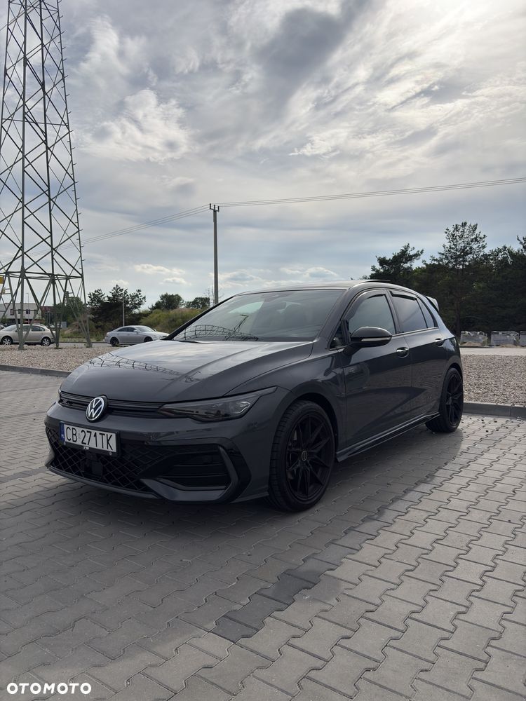 Volkswagen Golf 1.5 eTSI mHEV R-Line DSG - 4