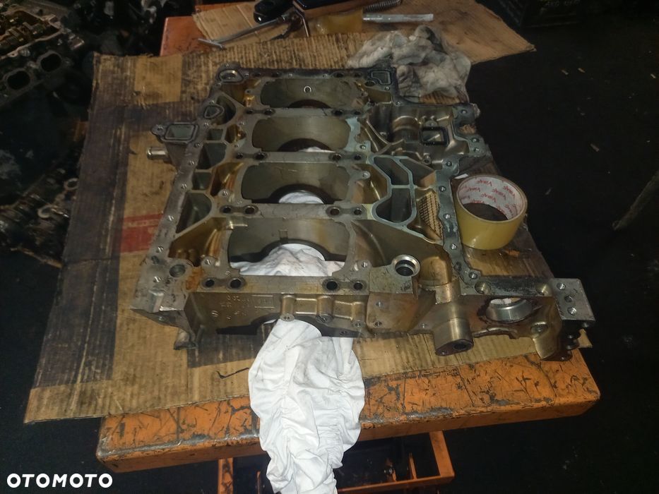 Podpora wału miski olejowej audi 4.2 fsi CFS - 5