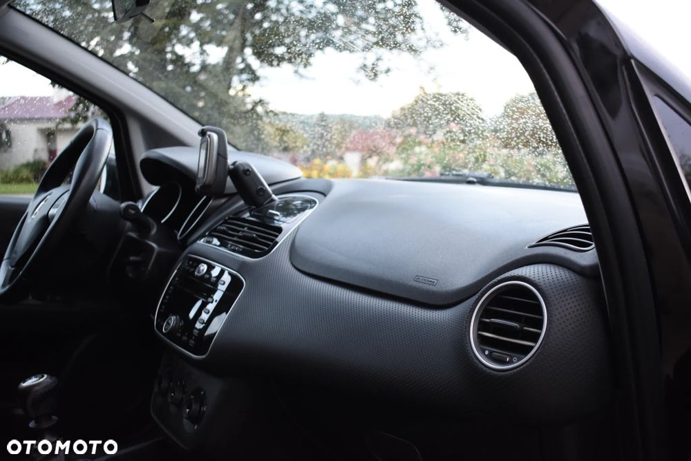 Fiat Punto Evo - 38