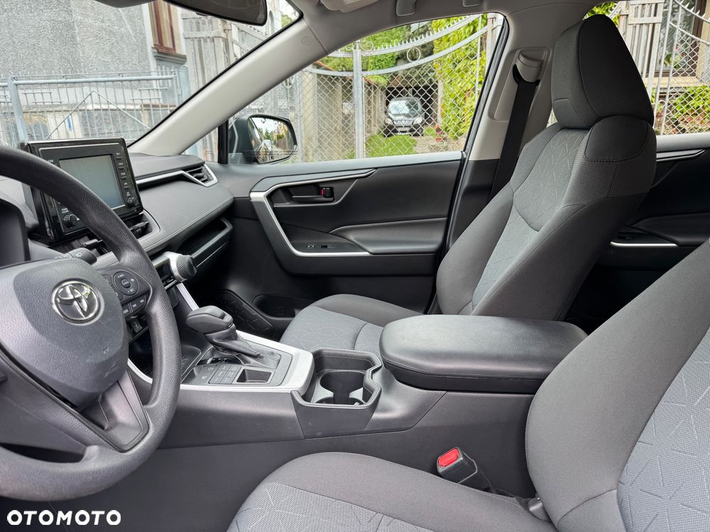 Toyota RAV4 - 25