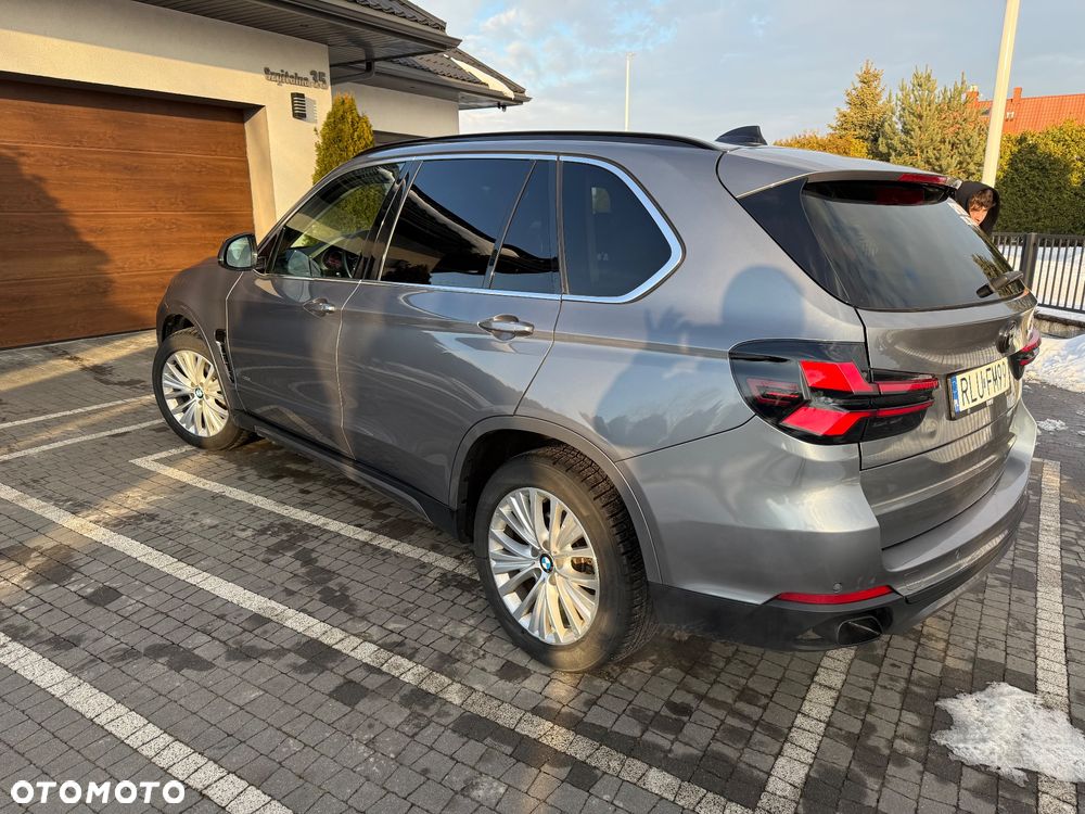 BMW X5 xDrive35i Sport-Aut - 4
