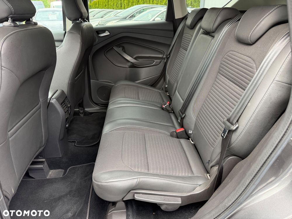 Ford Kuga 1.5 EcoBoost 2x4 Cool & Connect - 5
