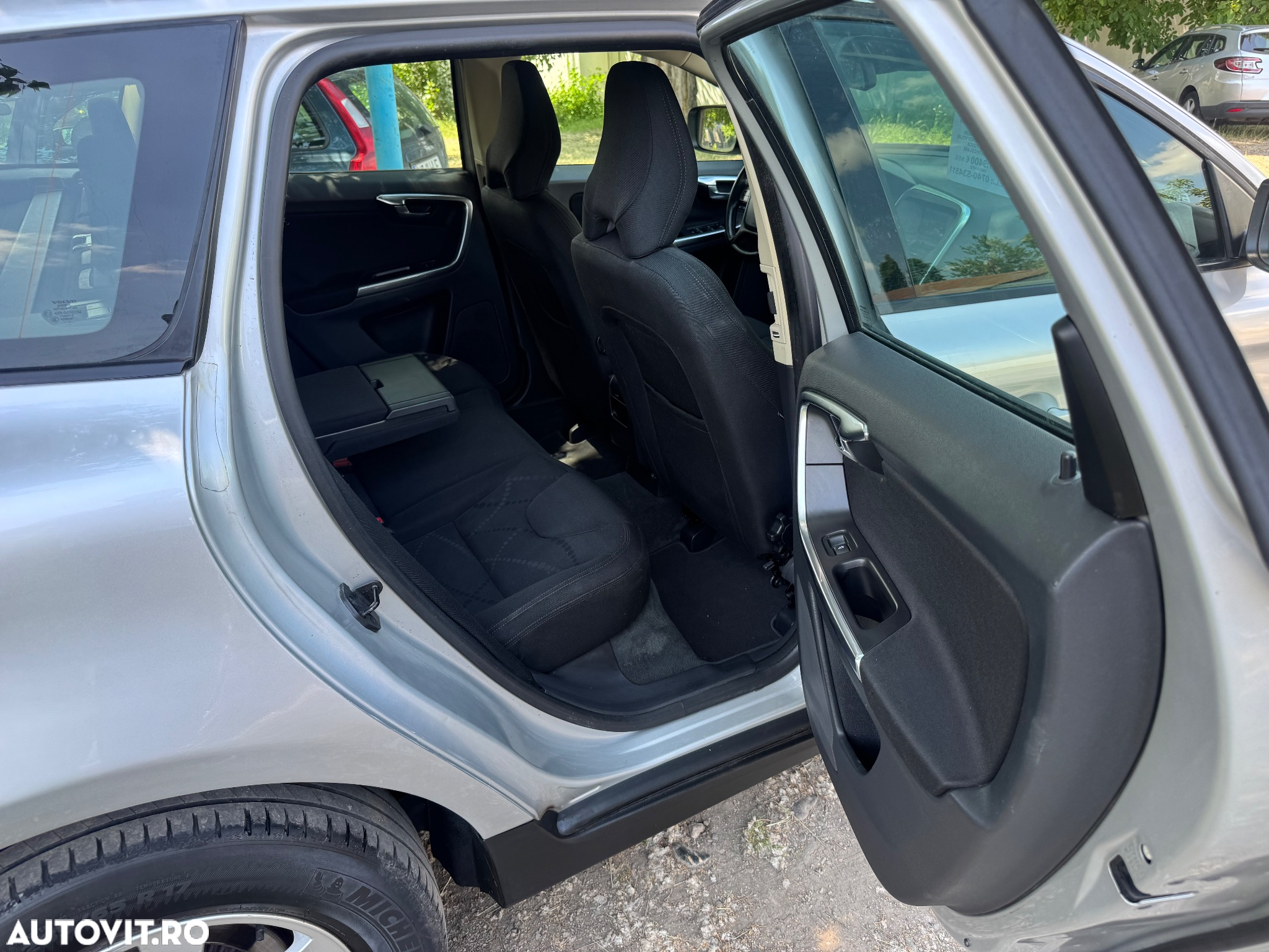 Volvo XC 60 D4 Edition Pro - 8
