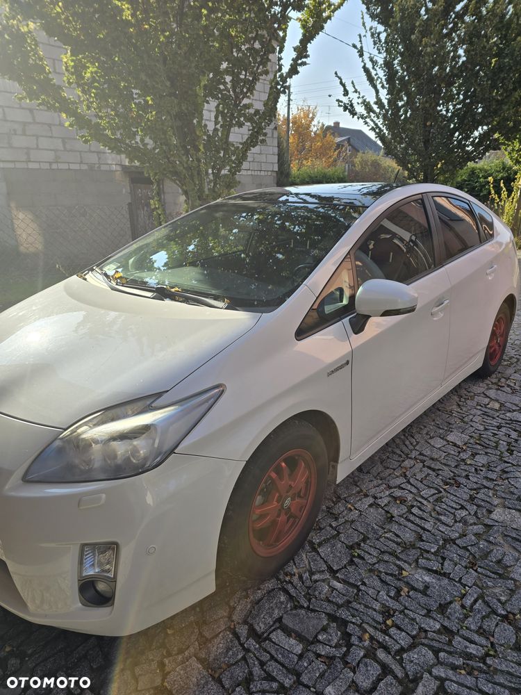Toyota Prius - 5