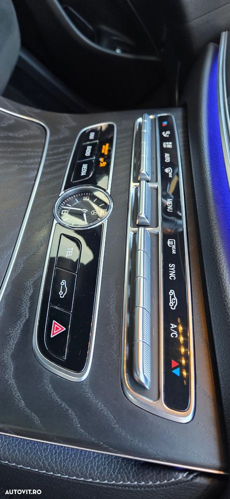 Mercedes-Benz E 220 d 4MATIC Aut. - 15