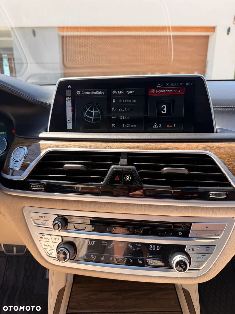 BMW Seria 7 740d xDrive - 23