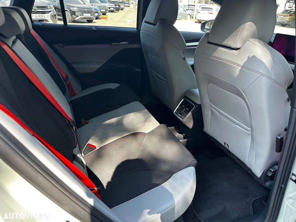 Skoda Elroq 85 - 11